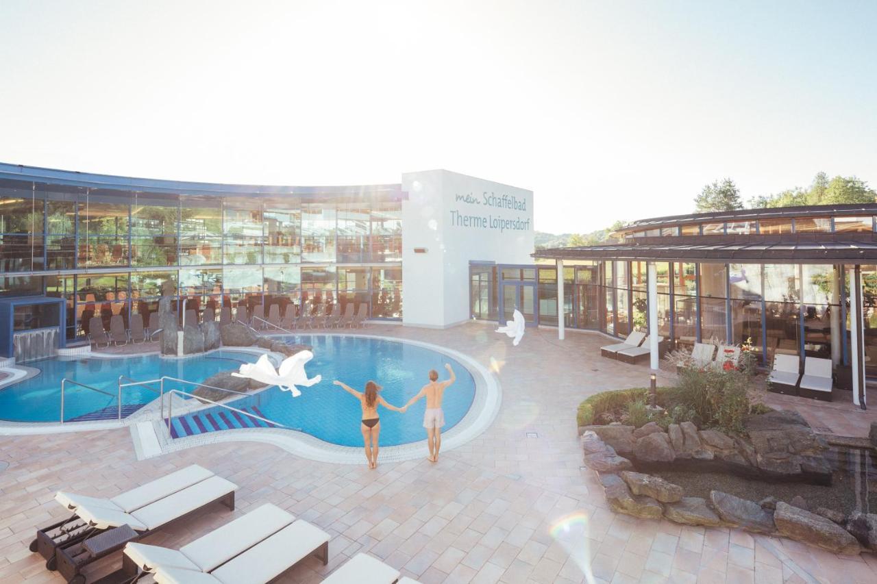 Hotel Vier Jahreszeiten Loipersdorf Loipersdorf bei Fuerstenfeld Bagian luar foto
