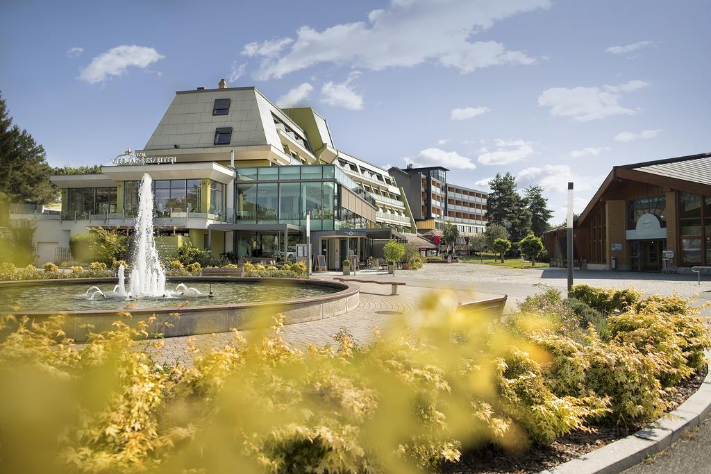 Hotel Vier Jahreszeiten Loipersdorf Loipersdorf bei Fuerstenfeld Bagian luar foto